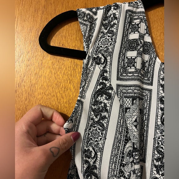 Sundress - Picture 7 of 7